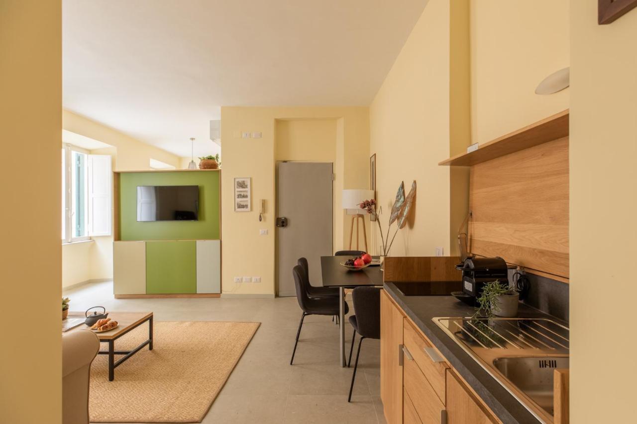 Iflat Lovely In Trevi Рим Екстериор снимка